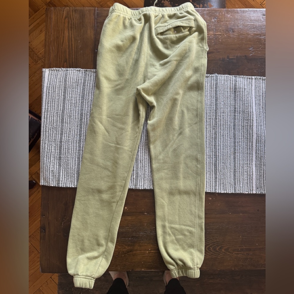 Men’s Nike Olive Green Sweatpants - Picture 2 of 3